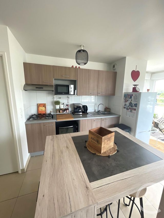 Appartement F4 &agrave; louer - 4 pi&egrave;ces - 83,50 m2 - Olivet - 45 - CENTRE