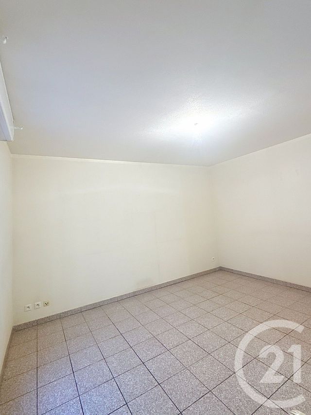 Maison à louer - 3 pièces - 69,70 m2 - Orleans - 45 - CENTRE