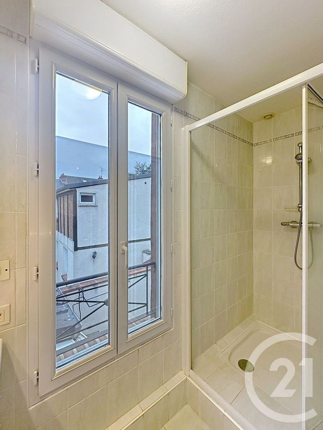 Maison à louer - 3 pièces - 69,70 m2 - Orleans - 45 - CENTRE