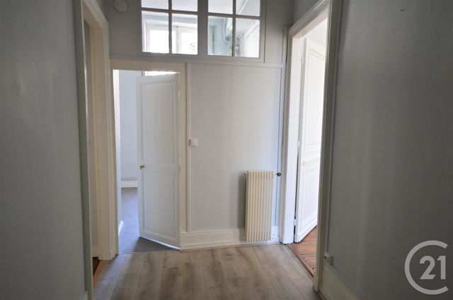 Appartement F2 &agrave; louer - 2 pi&egrave;ces - 62 m2 - Orleans - 45 - CENTRE
