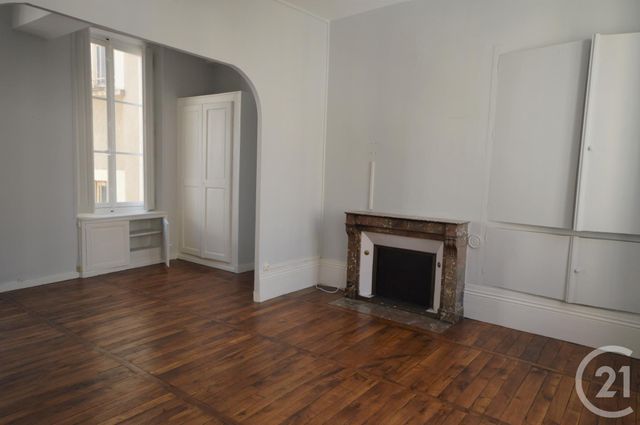 Appartement F2 &agrave; louer - 2 pi&egrave;ces - 62 m2 - Orleans - 45 - CENTRE