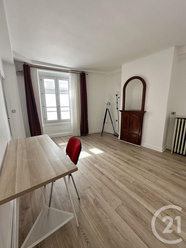 Appartement F3 &agrave; louer - 3 pi&egrave;ces - 71 m2 - Orleans - 45 - CENTRE