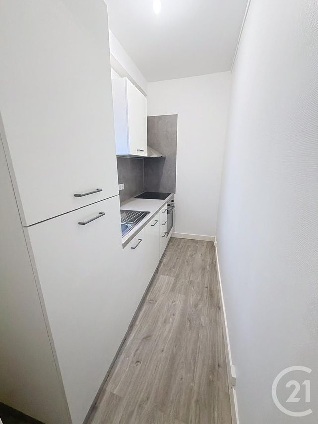 Appartement F3 &agrave; louer - 3 pi&egrave;ces - 46,30 m2 - Orleans - 45 - CENTRE