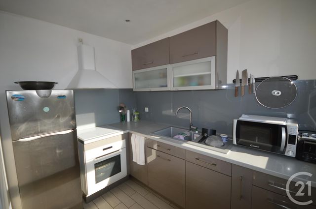 Appartement F3 &agrave; louer - 3 pi&egrave;ces - 56,35 m2 - Orleans - 45 - CENTRE