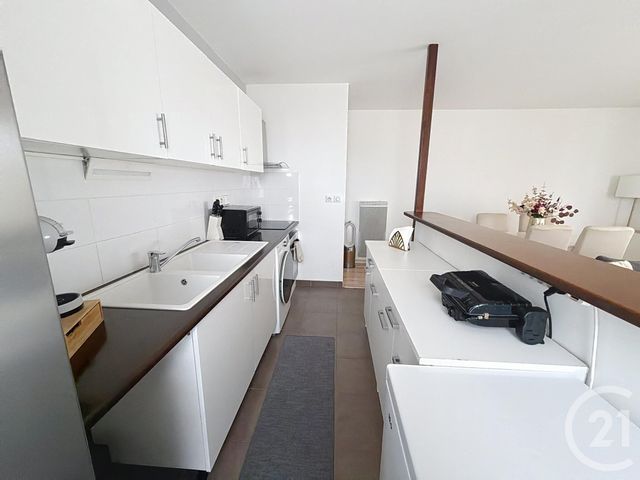 Appartement F3 &agrave; louer - 3 pi&egrave;ces - 63,68 m2 - Orleans - 45 - CENTRE