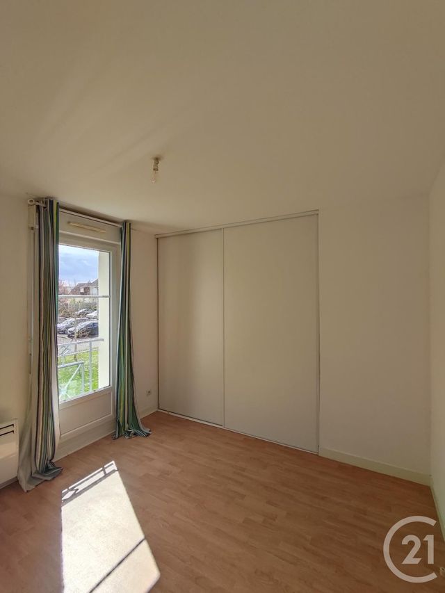 Appartement F3 &agrave; louer - 3 pi&egrave;ces - 63,87 m2 - Saran - 45 - CENTRE