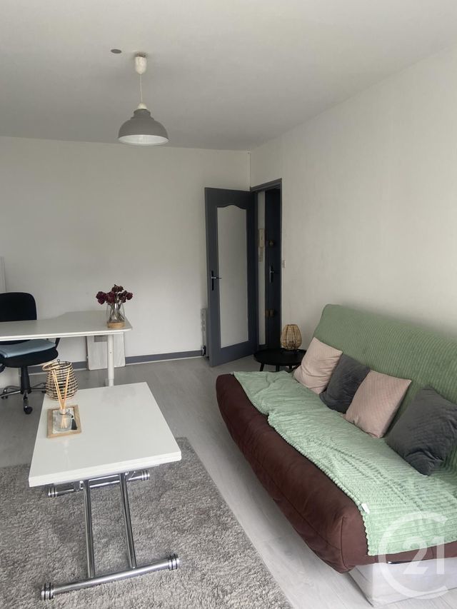 Appartement F1 &agrave; louer - 1 pi&egrave;ce - 28,36 m2 - Orleans - 45 - CENTRE