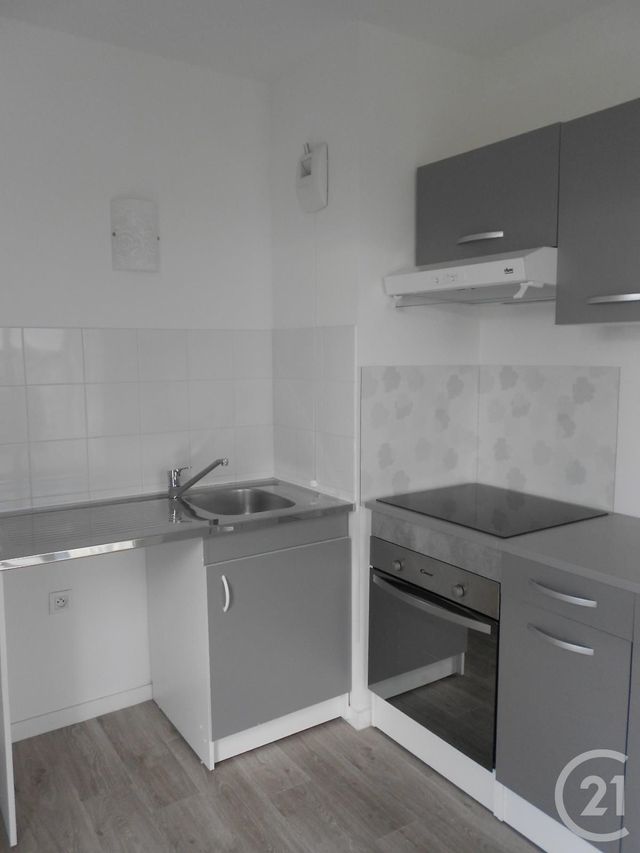 Appartement F3 &agrave; louer - 3 pi&egrave;ces - 60,10 m2 - Orleans - 45 - CENTRE