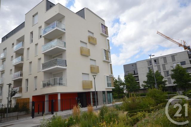 Appartement F3 &agrave; louer - 3 pi&egrave;ces - 60,10 m2 - Orleans - 45 - CENTRE