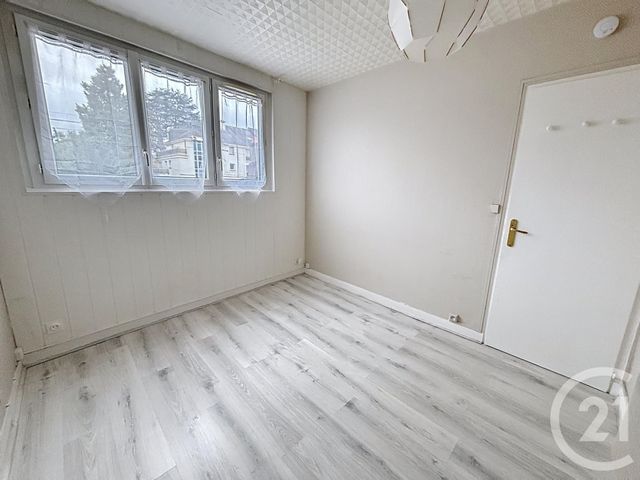 Appartement &agrave; louer - 2 pi&egrave;ces - 24 m2 - Orleans - 45 - CENTRE