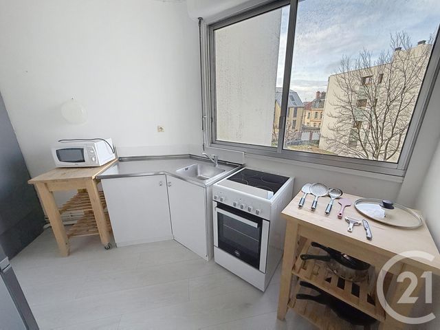 Appartement F1 &agrave; louer - 1 pi&egrave;ce - 28,36 m2 - Orleans - 45 - CENTRE