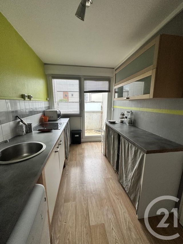 Appartement Studio &agrave; louer - 1 pi&egrave;ce - 33 m2 - Orleans - 45 - CENTRE