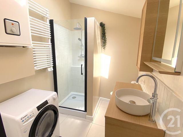 Appartement F2 &agrave; louer - 2 pi&egrave;ces - 30,30 m2 - Orleans - 45 - CENTRE