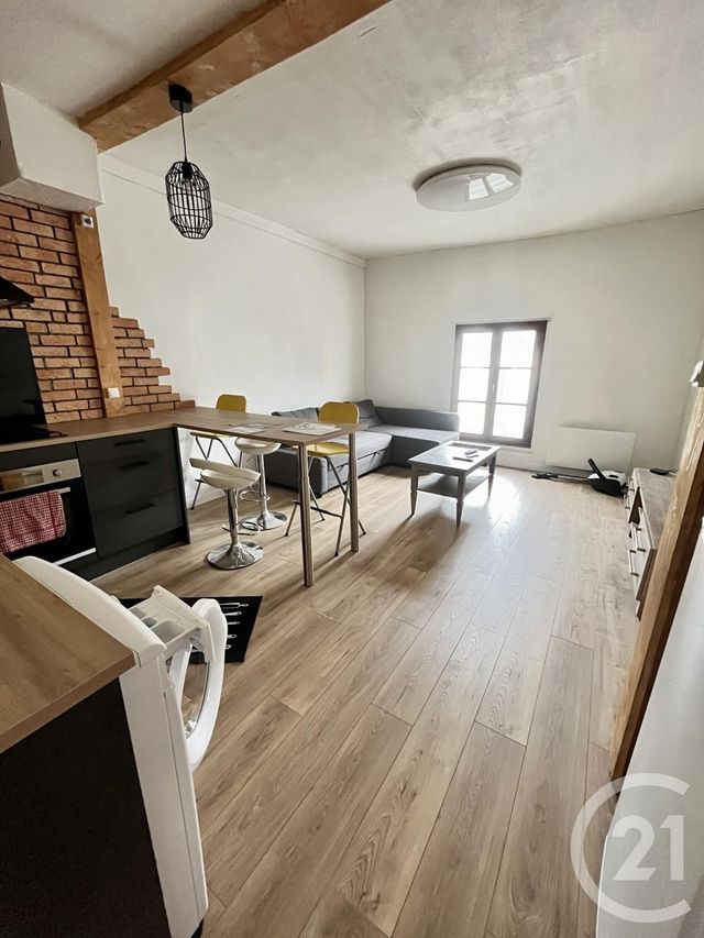 Appartement F2 &agrave; louer - 2 pi&egrave;ces - 40,82 m2 - Fleury Les Aubrais - 45 - CENTRE