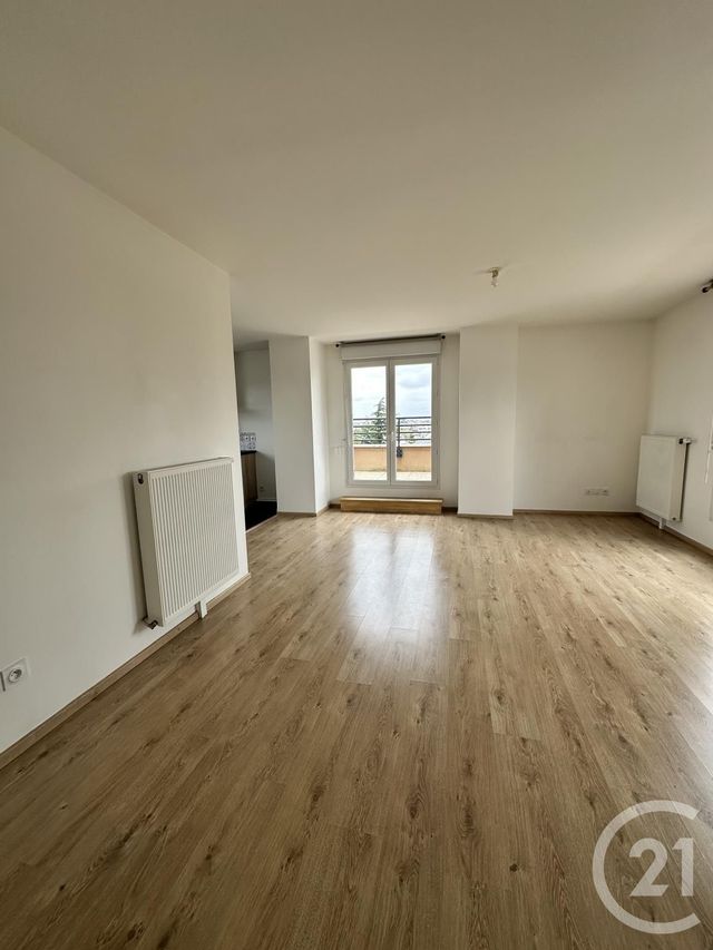 Appartement F2 &agrave; louer - 2 pi&egrave;ces - 58,19 m2 - La Chapelle St Mesmin - 45 - CENTRE