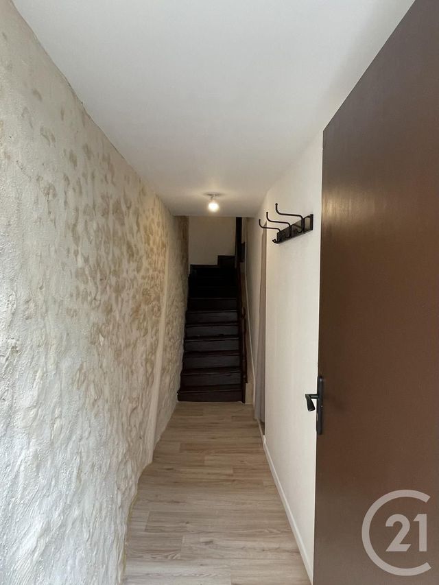 Appartement F3 &agrave; louer - 3 pi&egrave;ces - 38,58 m2 - Orleans - 45 - CENTRE