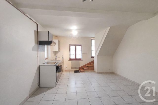 Appartement Duplex &agrave; louer - 3 pi&egrave;ces - 51 m2 - Donnery - 45 - CENTRE