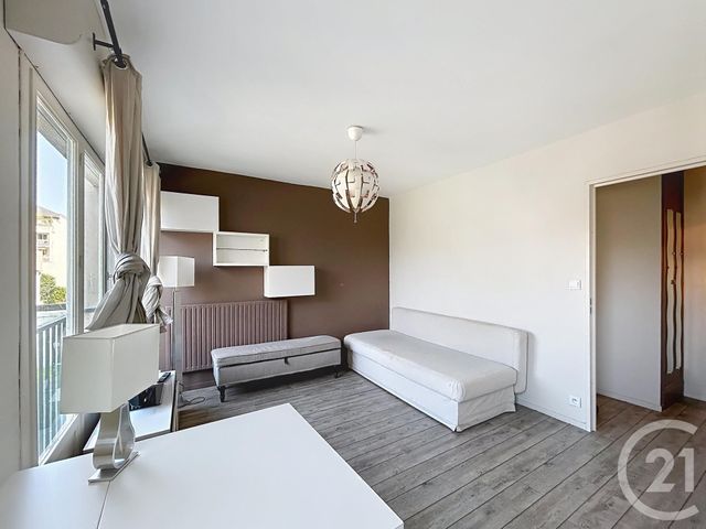 Appartement F1 &agrave; louer - 1 pi&egrave;ce - 26,70 m2 - Orleans - 45 - CENTRE