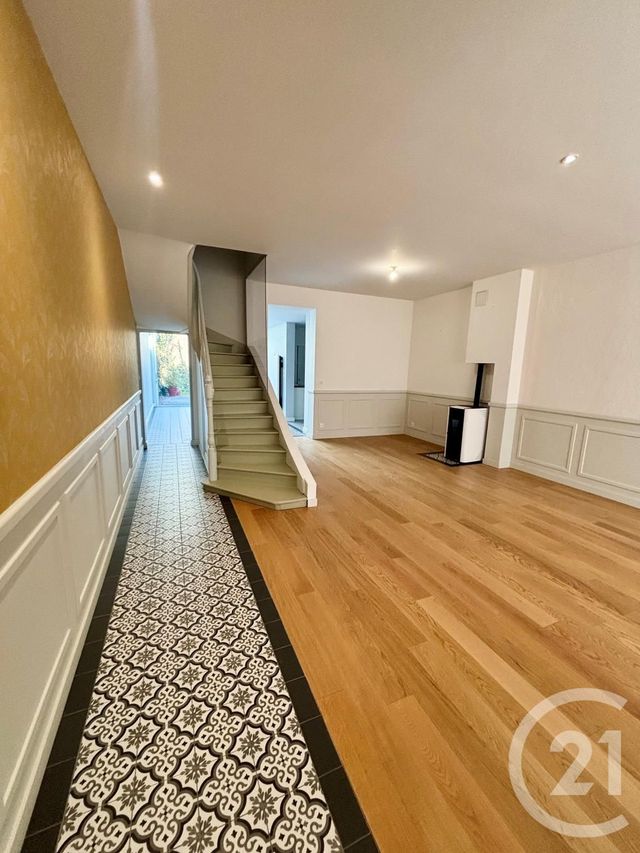 Maison &agrave; louer - 5 pi&egrave;ces - 148,89 m2 - Orleans - 45 - CENTRE