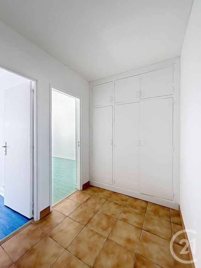 Appartement F3 &agrave; louer - 3 pi&egrave;ces - 78,21 m2 - Orleans - 45 - CENTRE