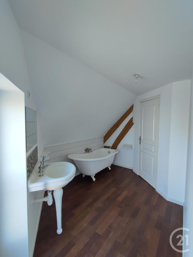 Maison &agrave; louer - 4 pi&egrave;ces - 79,50 m2 - Neuville Aux Bois - 45 - CENTRE