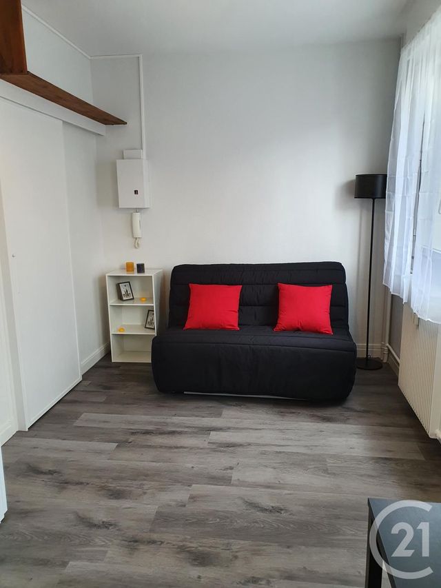 Appartement F1 &agrave; louer - 1 pi&egrave;ce - 18,37 m2 - Orleans - 45 - CENTRE