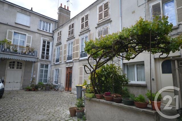 Maison &agrave; louer - 4 pi&egrave;ces - 107,68 m2 - Orleans - 45 - CENTRE