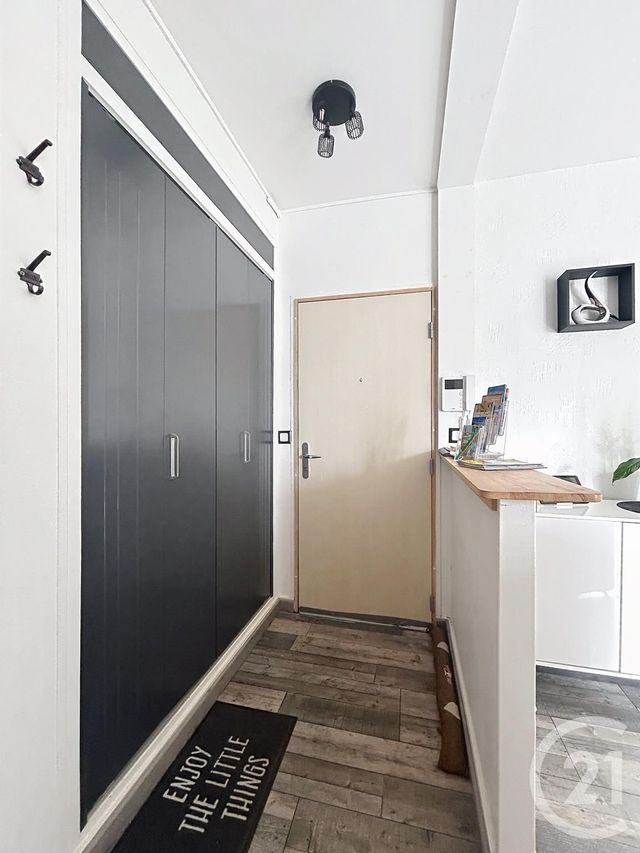 Appartement F2 &agrave; louer - 2 pi&egrave;ces - 38,50 m2 - Orleans - 45 - CENTRE