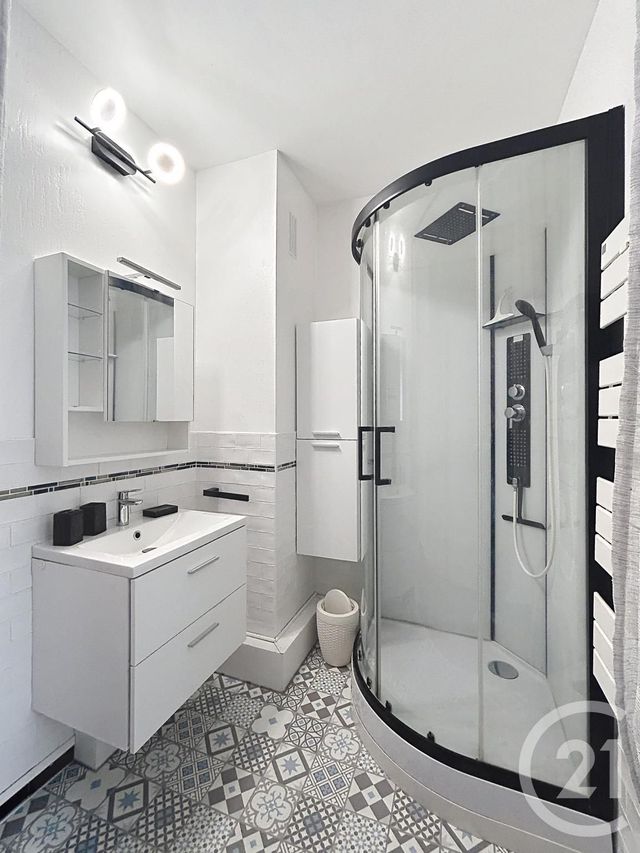 Appartement F2 &agrave; louer - 2 pi&egrave;ces - 38,50 m2 - Orleans - 45 - CENTRE