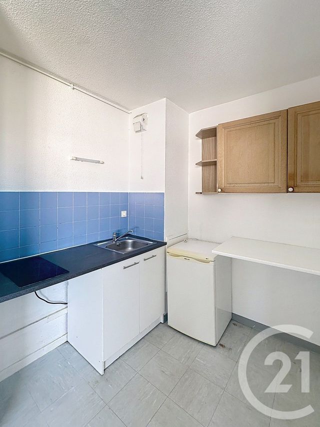 Appartement &agrave; louer - 2 pi&egrave;ces - 33,90 m2 - Orleans - 45 - CENTRE