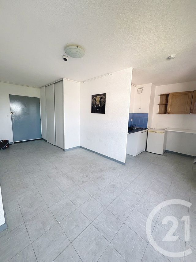 Appartement &agrave; louer - 2 pi&egrave;ces - 33,90 m2 - Orleans - 45 - CENTRE