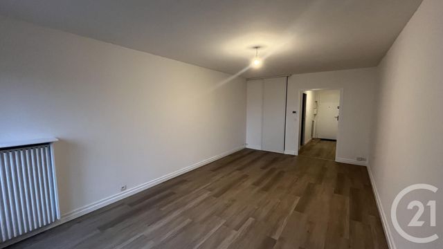 Appartement F1 &agrave; louer - 1 pi&egrave;ce - 32,50 m2 - Orleans - 45 - CENTRE