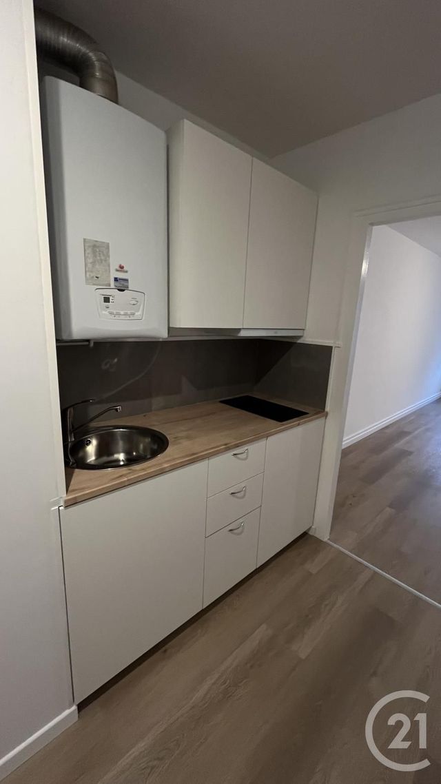 Appartement F1 &agrave; louer - 1 pi&egrave;ce - 32,50 m2 - Orleans - 45 - CENTRE