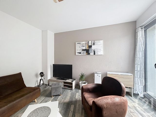 Appartement F2 &agrave; louer - 2 pi&egrave;ces - 38,50 m2 - Orleans - 45 - CENTRE