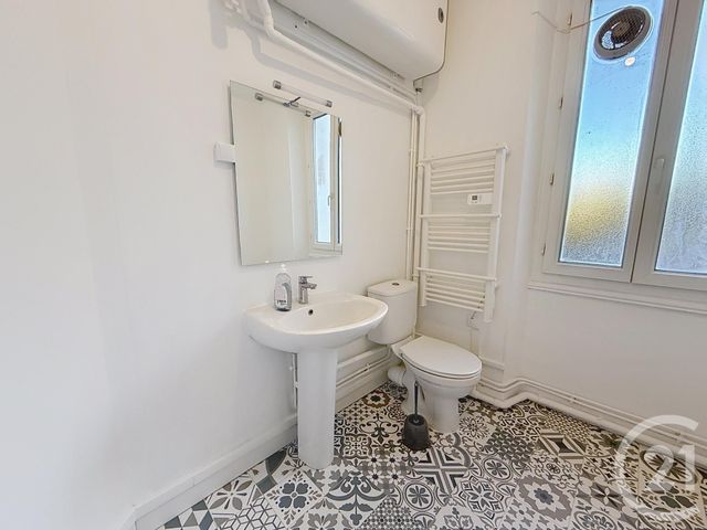 Appartement F3 &agrave; louer - 3 pi&egrave;ces - 53,05 m2 - Orleans - 45 - CENTRE