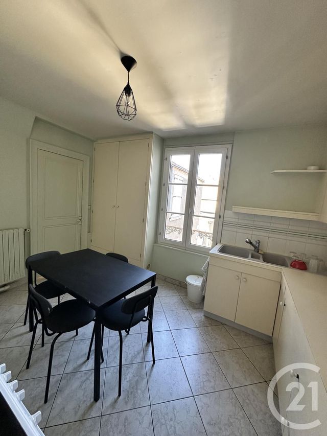 Appartement F3 &agrave; louer - 3 pi&egrave;ces - 71 m2 - Orleans - 45 - CENTRE