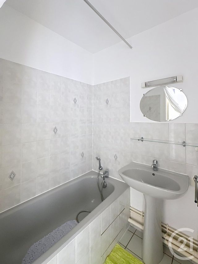 Appartement Studio &agrave; louer - 1 pi&egrave;ce - 18 m2 - St Jean Le Blanc - 45 - CENTRE