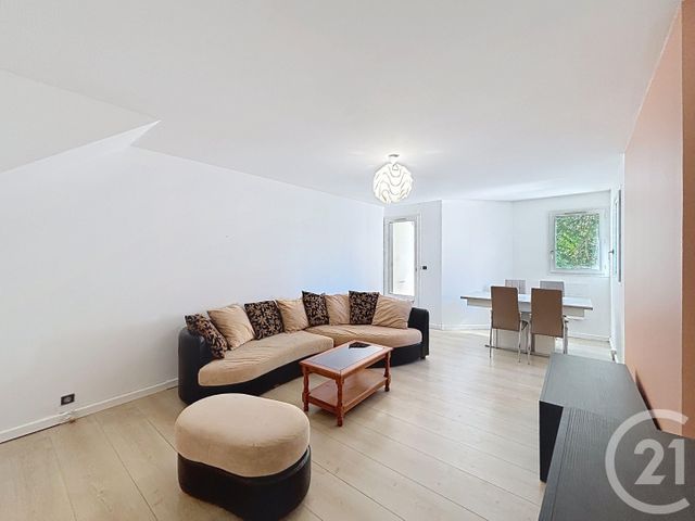 Appartement F3 duplex &agrave; louer - 3 pi&egrave;ces - 66,50 m2 - St Jean De Braye - 45 - CENTRE