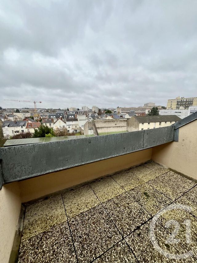 Appartement F2 &agrave; louer - 2 pi&egrave;ces - 53 m2 - Orleans - 45 - CENTRE