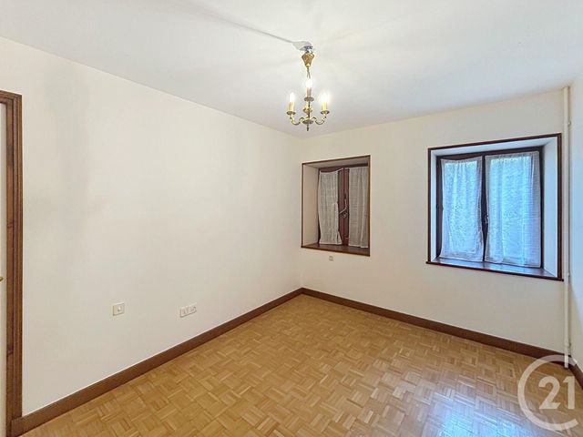 Maison &agrave; louer - 4 pi&egrave;ces - 113 m2 - Mareau Aux Pres - 45 - CENTRE
