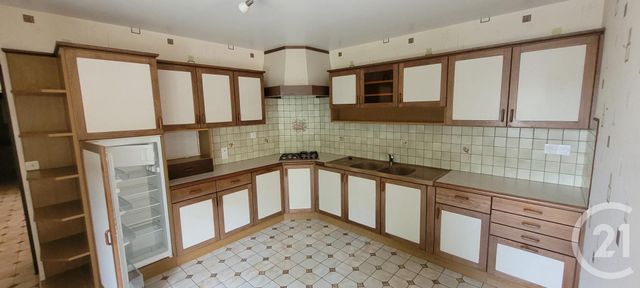 Maison &agrave; louer - 4 pi&egrave;ces - 113 m2 - Mareau Aux Pres - 45 - CENTRE