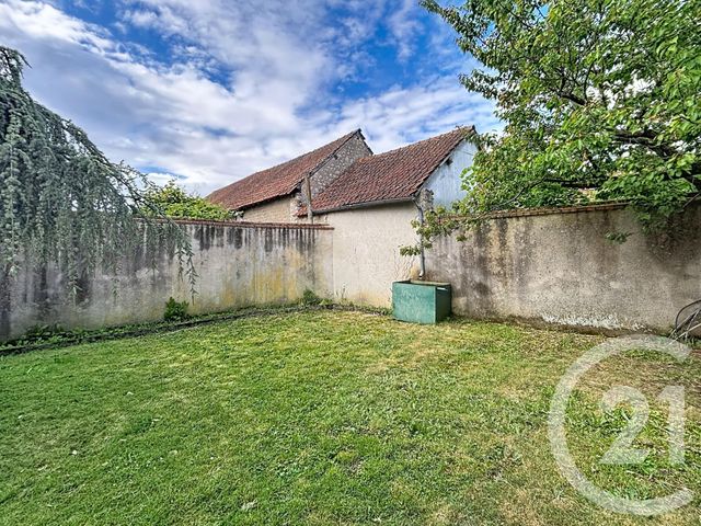 Maison &agrave; louer - 4 pi&egrave;ces - 113 m2 - Mareau Aux Pres - 45 - CENTRE