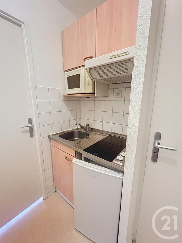 Appartement F1 &agrave; louer - 1 pi&egrave;ce - 17,15 m2 - Orleans - 45 - CENTRE