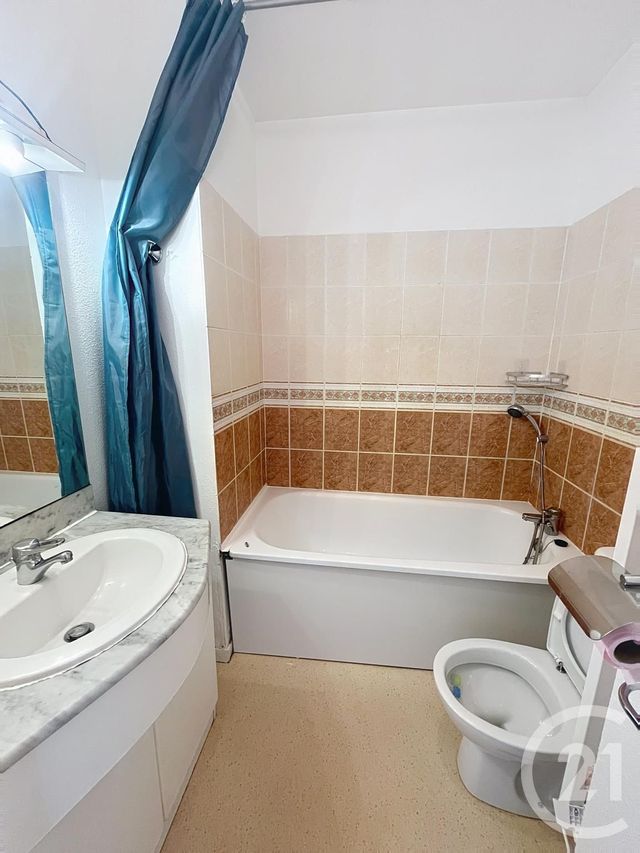 Appartement F1 &agrave; louer - 1 pi&egrave;ce - 17,15 m2 - Orleans - 45 - CENTRE