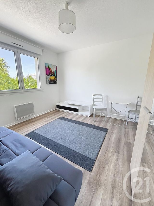 Appartement F1 &agrave; louer - 1 pi&egrave;ce - 19,79 m2 - Orleans - 45 - CENTRE