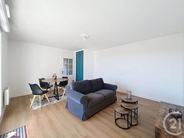 Appartement F2 &agrave; louer - 2 pi&egrave;ces - 46,17 m2 - Orleans - 45 - CENTRE