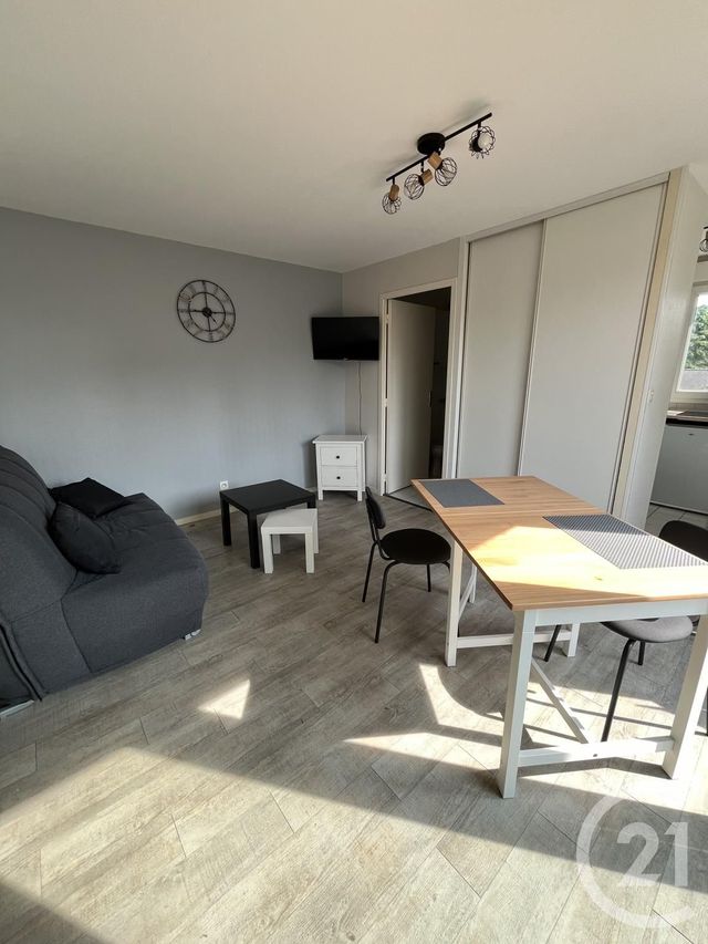 Appartement F1 &agrave; louer - 1 pi&egrave;ce - 22,19 m2 - Orleans - 45 - CENTRE