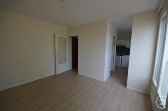 Appartement Studio &agrave; louer - 1 pi&egrave;ce - 26,44 m2 - St Jean De Braye - 45 - CENTRE