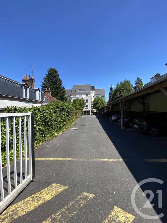 Appartement F3 &agrave; louer - 3 pi&egrave;ces - 73,10 m2 - Orleans - 45 - CENTRE