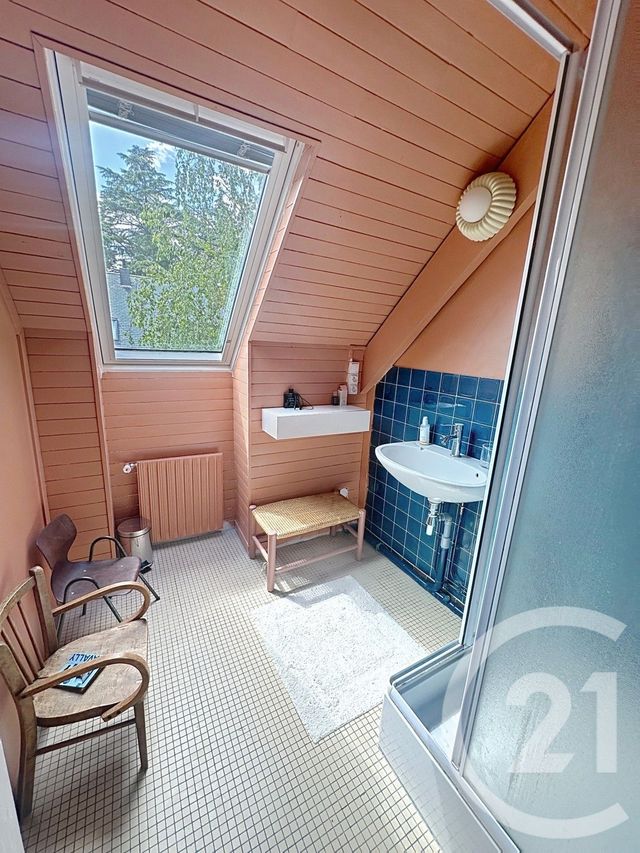 Maison &agrave; louer - 8 pi&egrave;ces - 150,33 m2 - Orleans - 45 - CENTRE